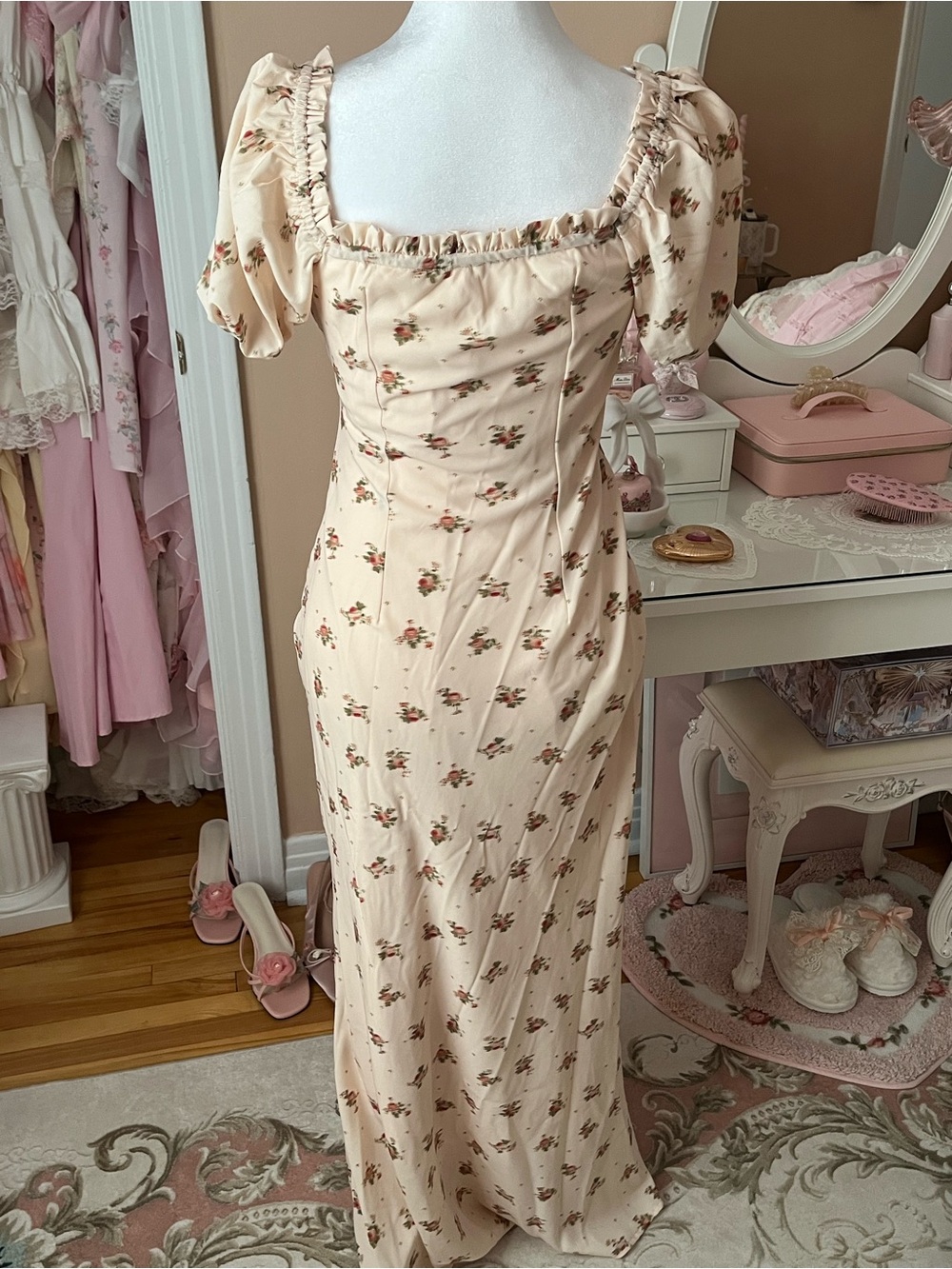 Cider Cream Floral Puff-Sleeve Maxi Dress - Picture 5 of 5